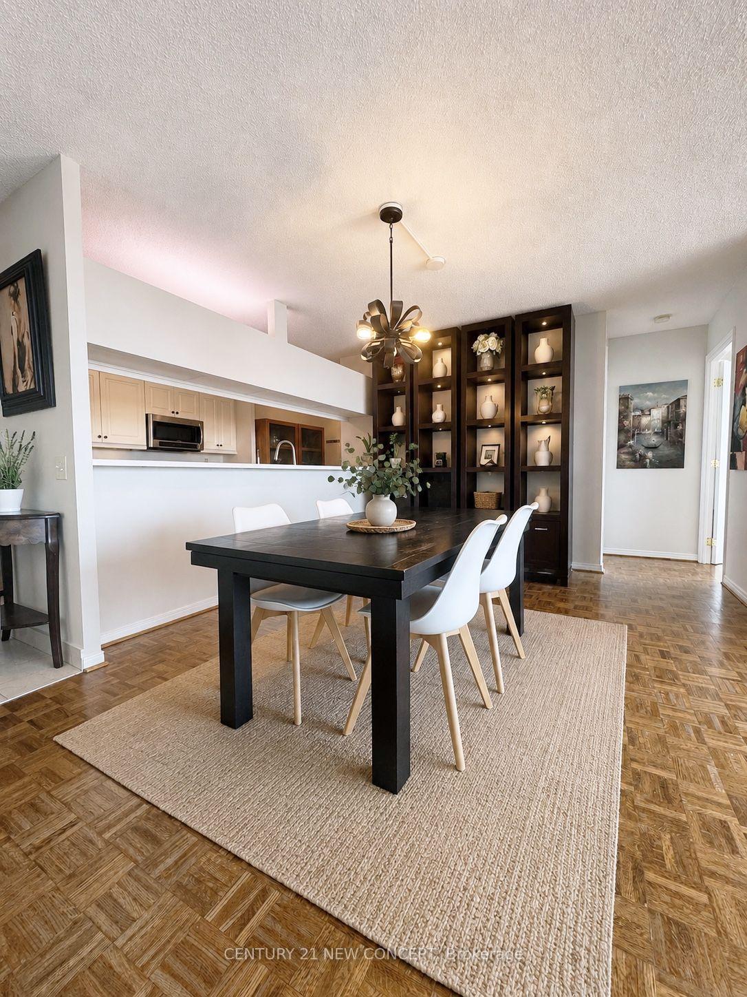 Photo 6 of Unit 2601, 100 Upper Madison Avenue, North York, Lansing-Westgate — HOMEH