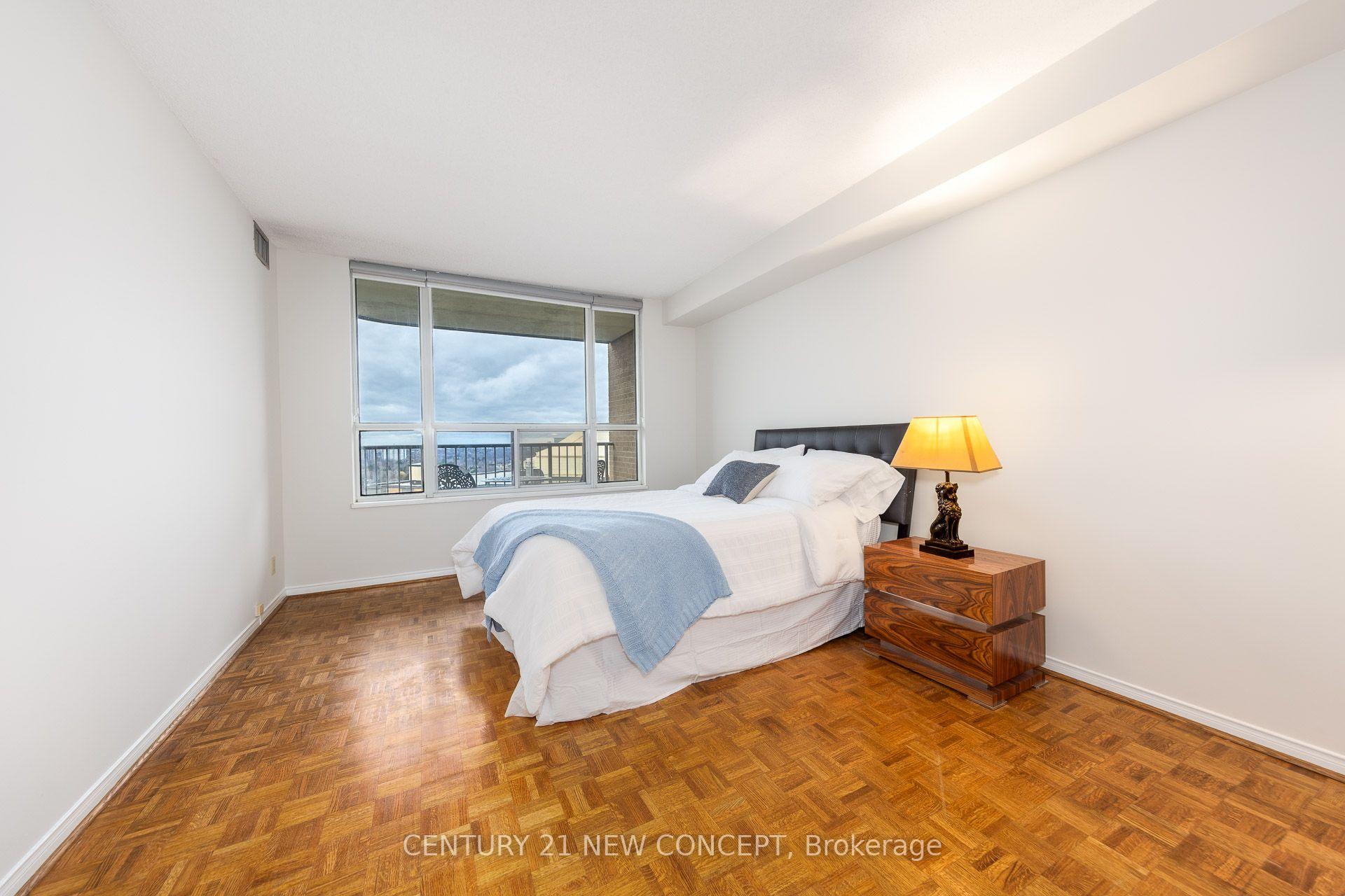 Photo 9 of Unit 2601, 100 Upper Madison Avenue, North York, Lansing-Westgate — HOMEH