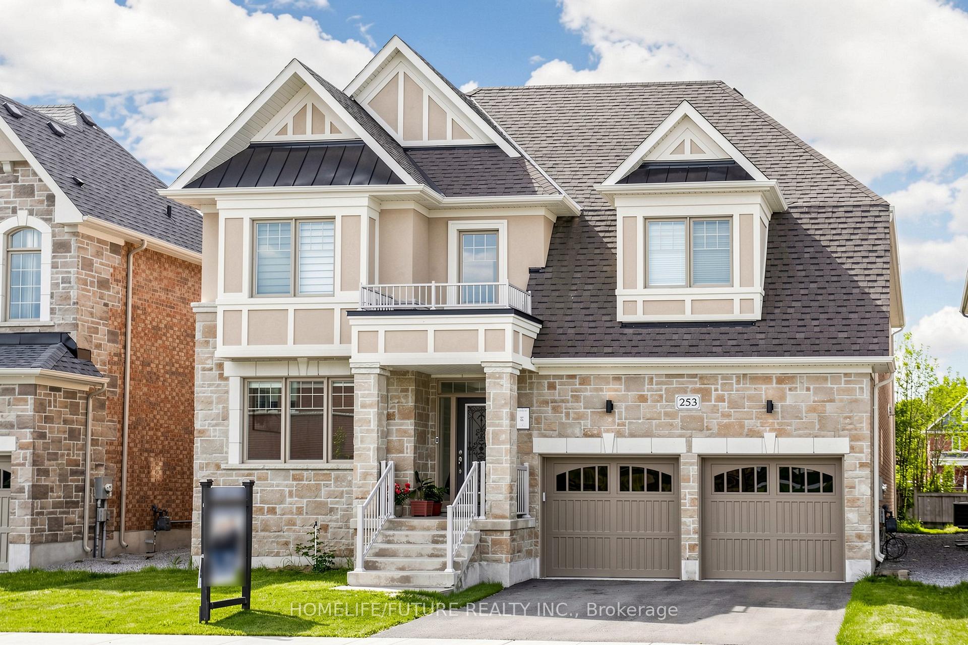 Photo 3 of 253 Danny Wheeler Boulevard, Georgina, Keswick North — HOMEH