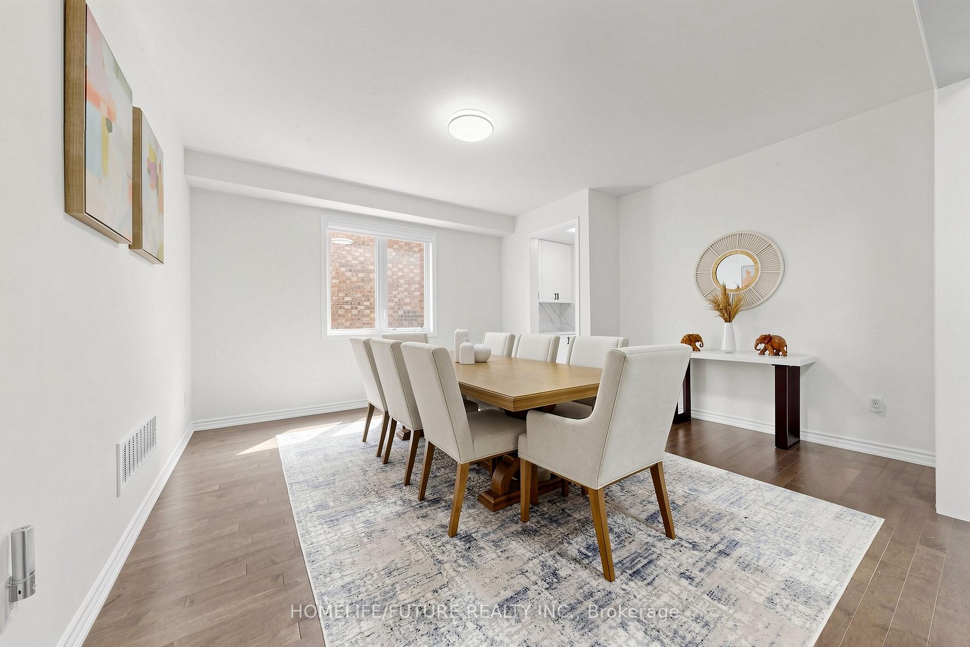 Photo 17 of 253 Danny Wheeler Boulevard, Georgina, Keswick North — HOMEH