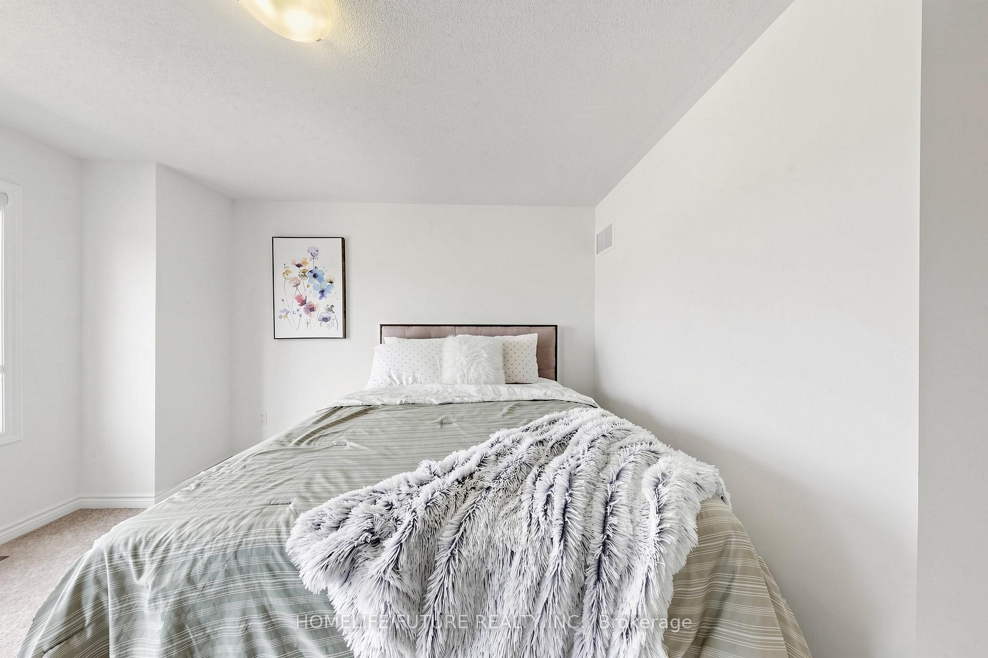 Photo 40 of 253 Danny Wheeler Boulevard, Georgina, Keswick North — HOMEH