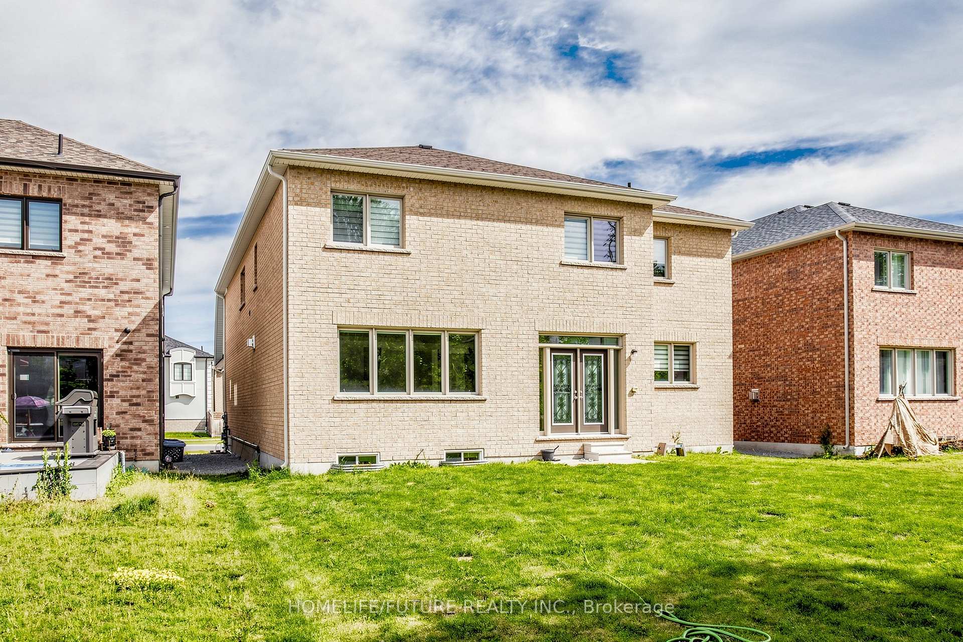 Photo 45 of 253 Danny Wheeler Boulevard, Georgina, Keswick North — HOMEH