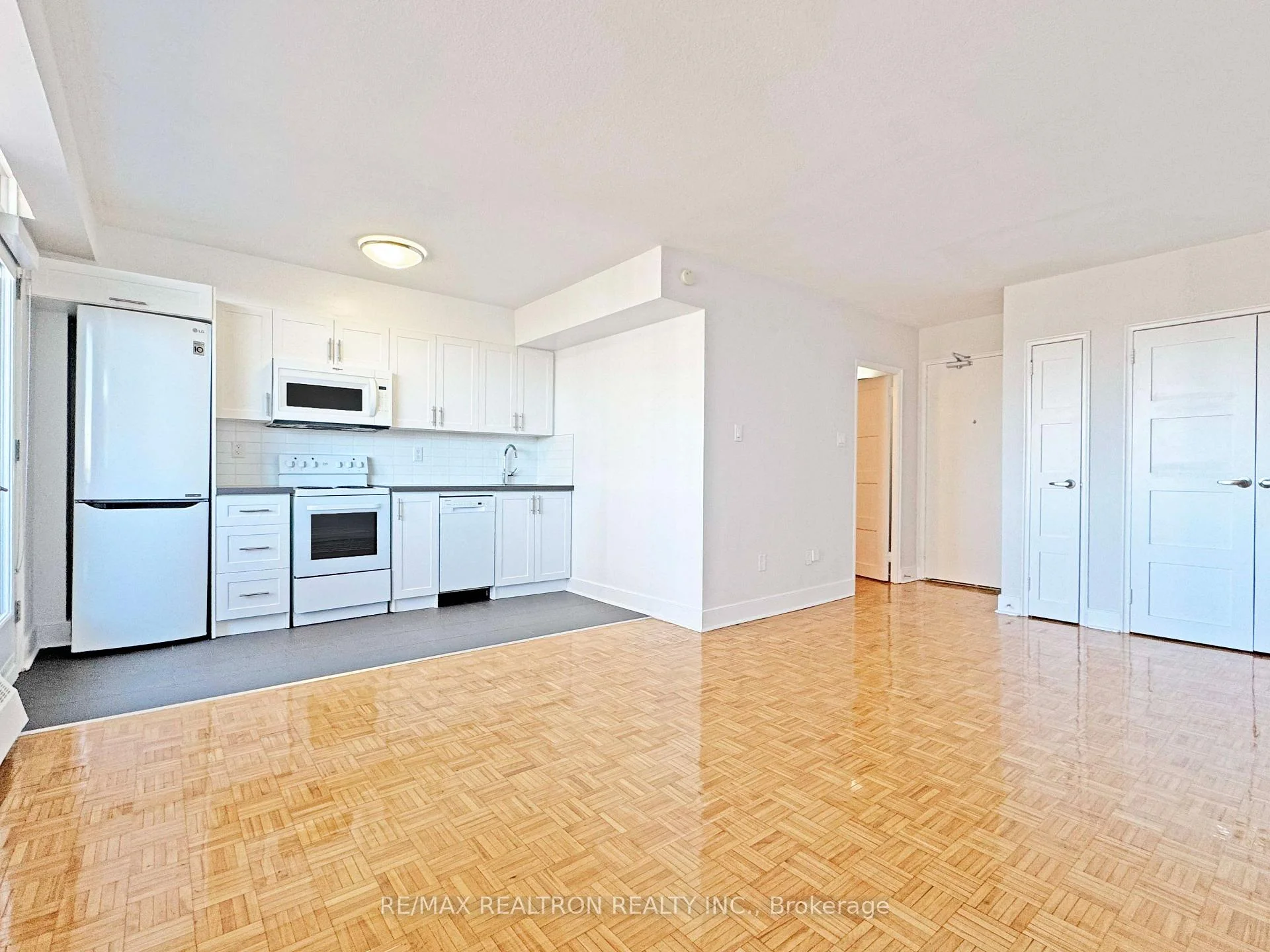 Photo 3 of Unit 308, 276 St George Street, Toronto, The Annex — HOMEH