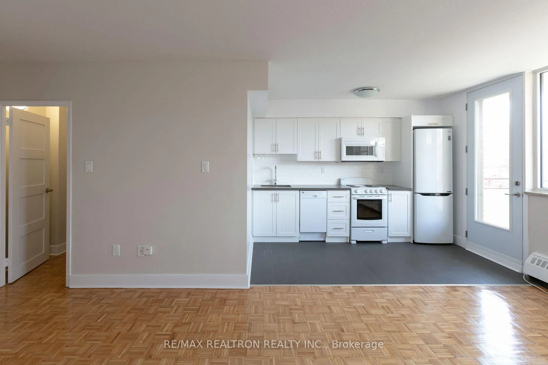 Photo 6 of Unit 308, 276 St George Street, Toronto, The Annex — HOMEH