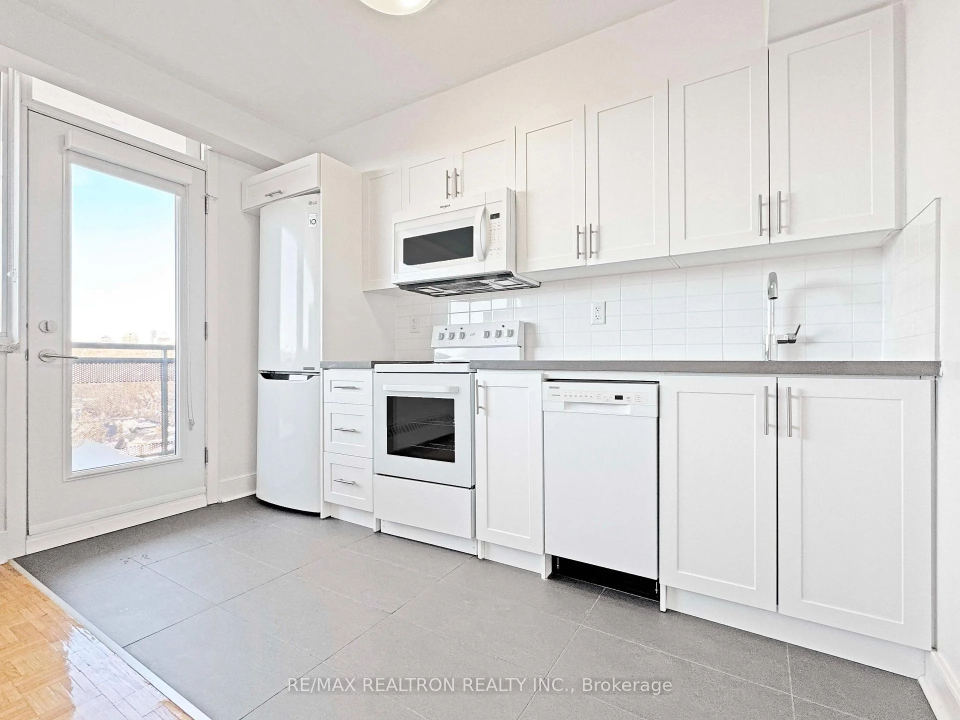 Photo 10 of Unit 308, 276 St George Street, Toronto, The Annex — HOMEH