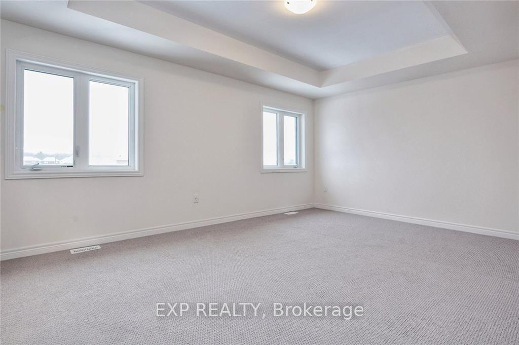 Photo 11 of 39 Morrison Drive, Hamilton, Ancaster — HOMEH