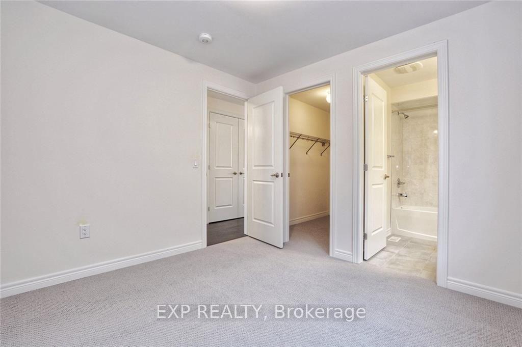 Photo 15 of 39 Morrison Drive, Hamilton, Ancaster — HOMEH