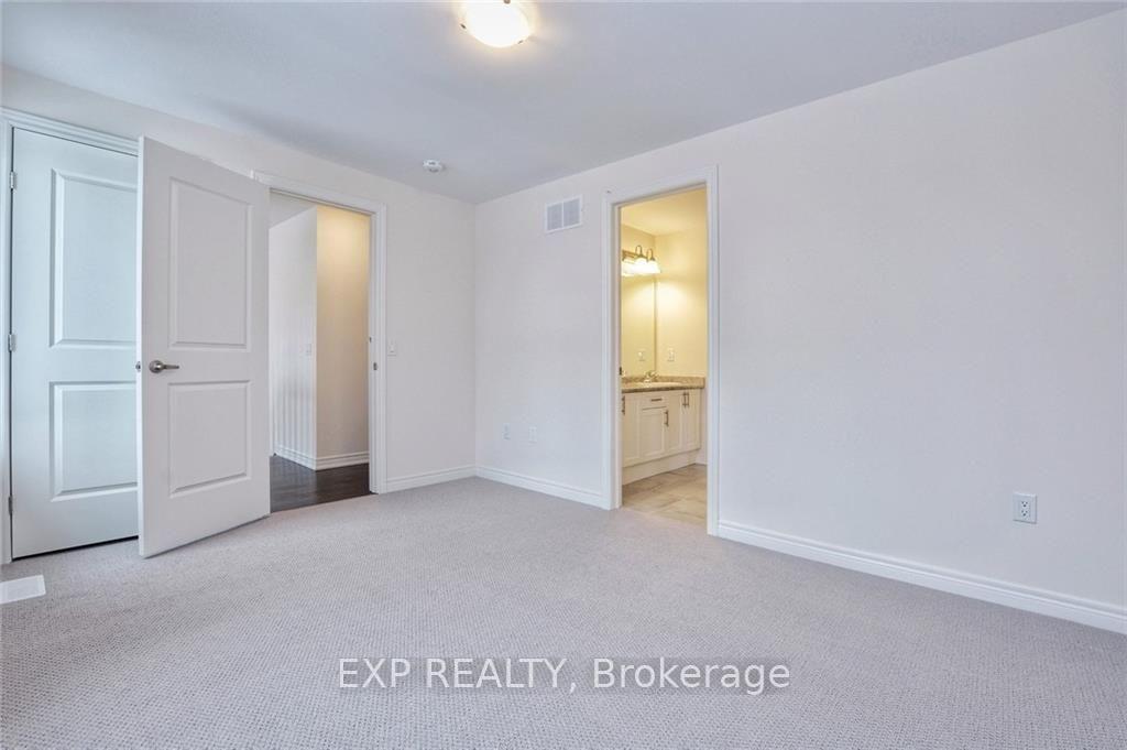 Photo 18 of 39 Morrison Drive, Hamilton, Ancaster — HOMEH