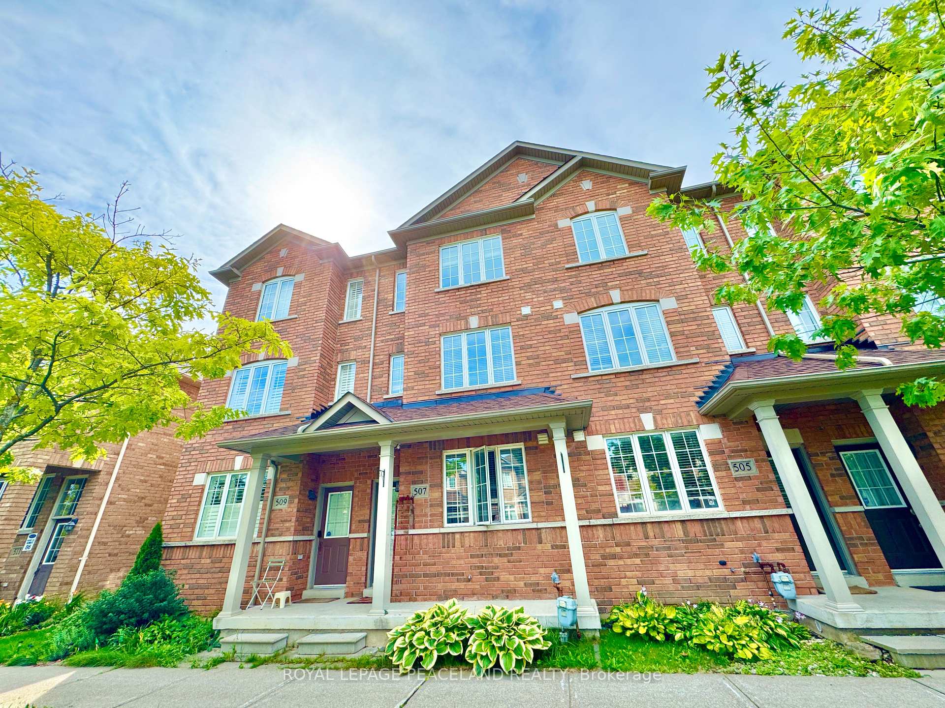 Photo 1 of 507 White's Hill Avenue, Markham, Cornell — HOMEH