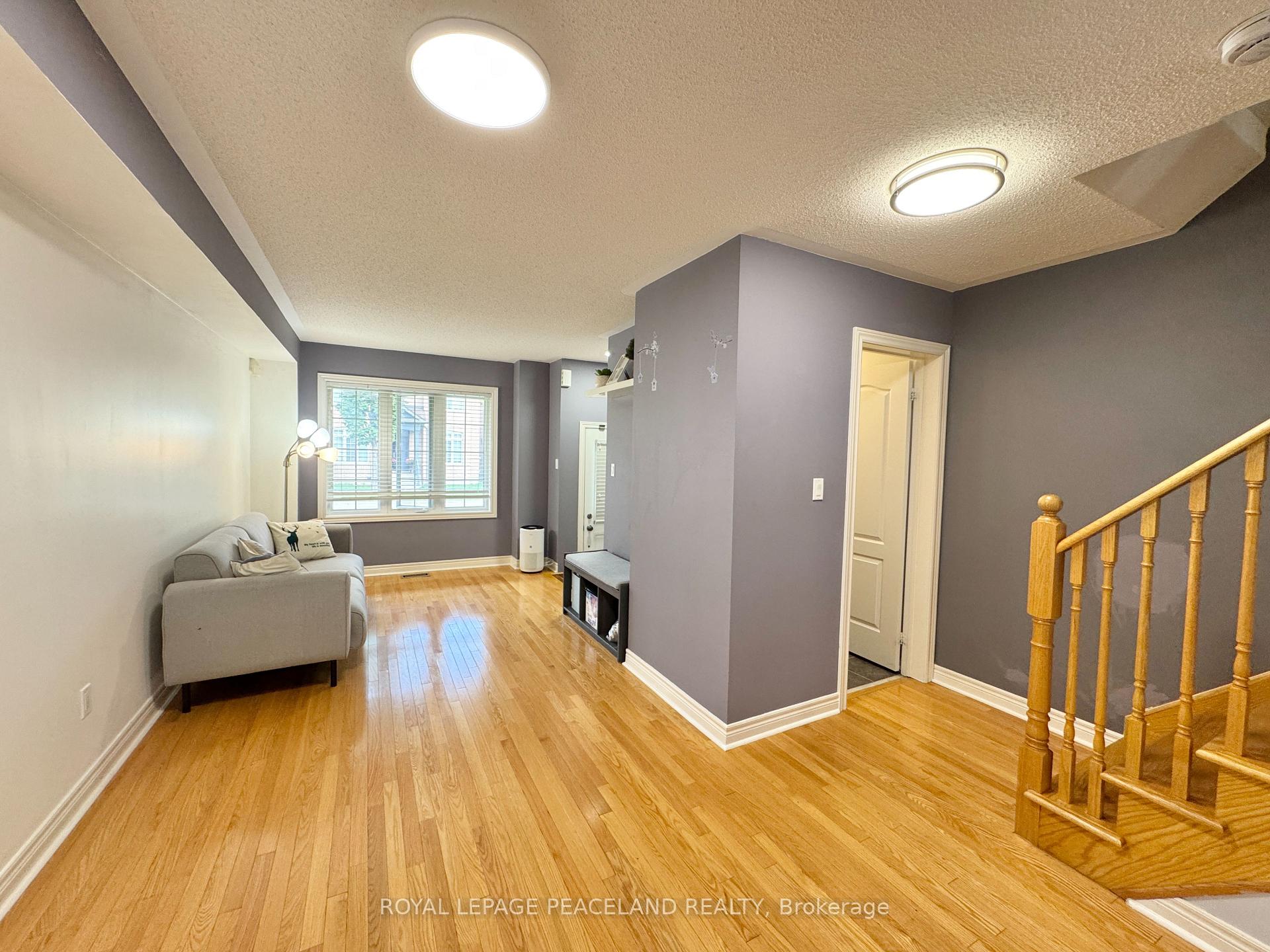 Photo 7 of 507 White's Hill Avenue, Markham, Cornell — HOMEH