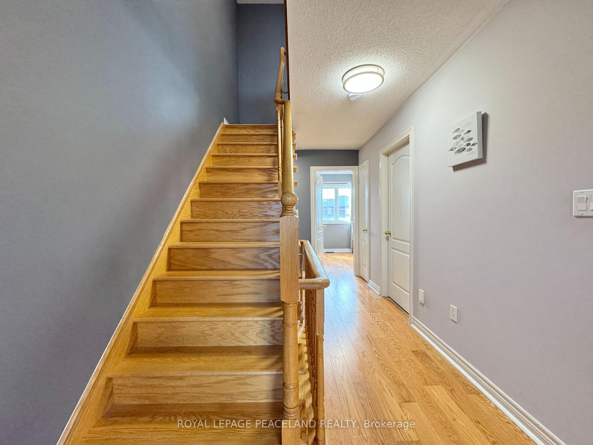 Photo 16 of 507 White's Hill Avenue, Markham, Cornell — HOMEH