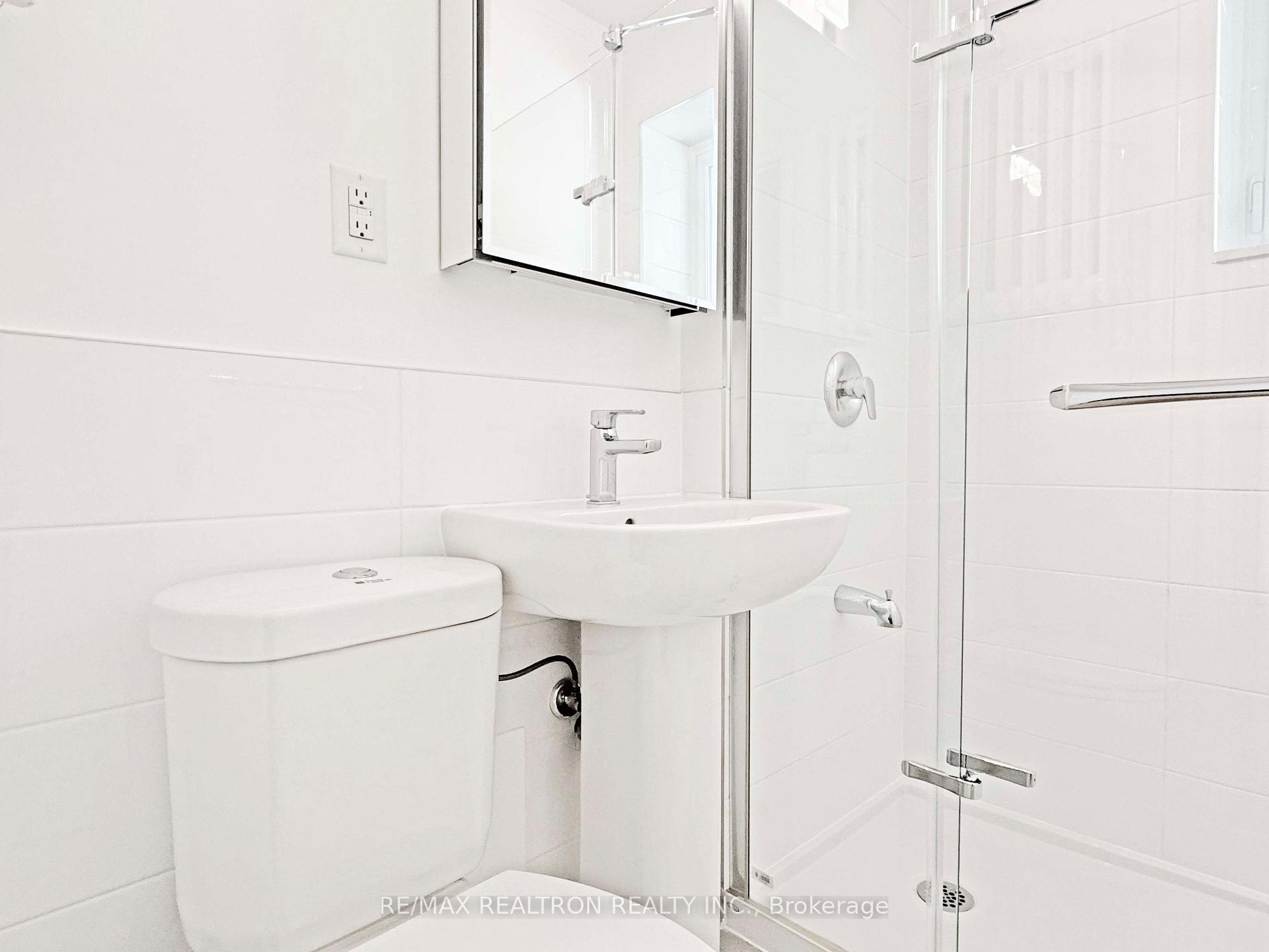 Photo 16 of Unit 202, 394 Avenue Road, Toronto, Casa Loma — HOMEH