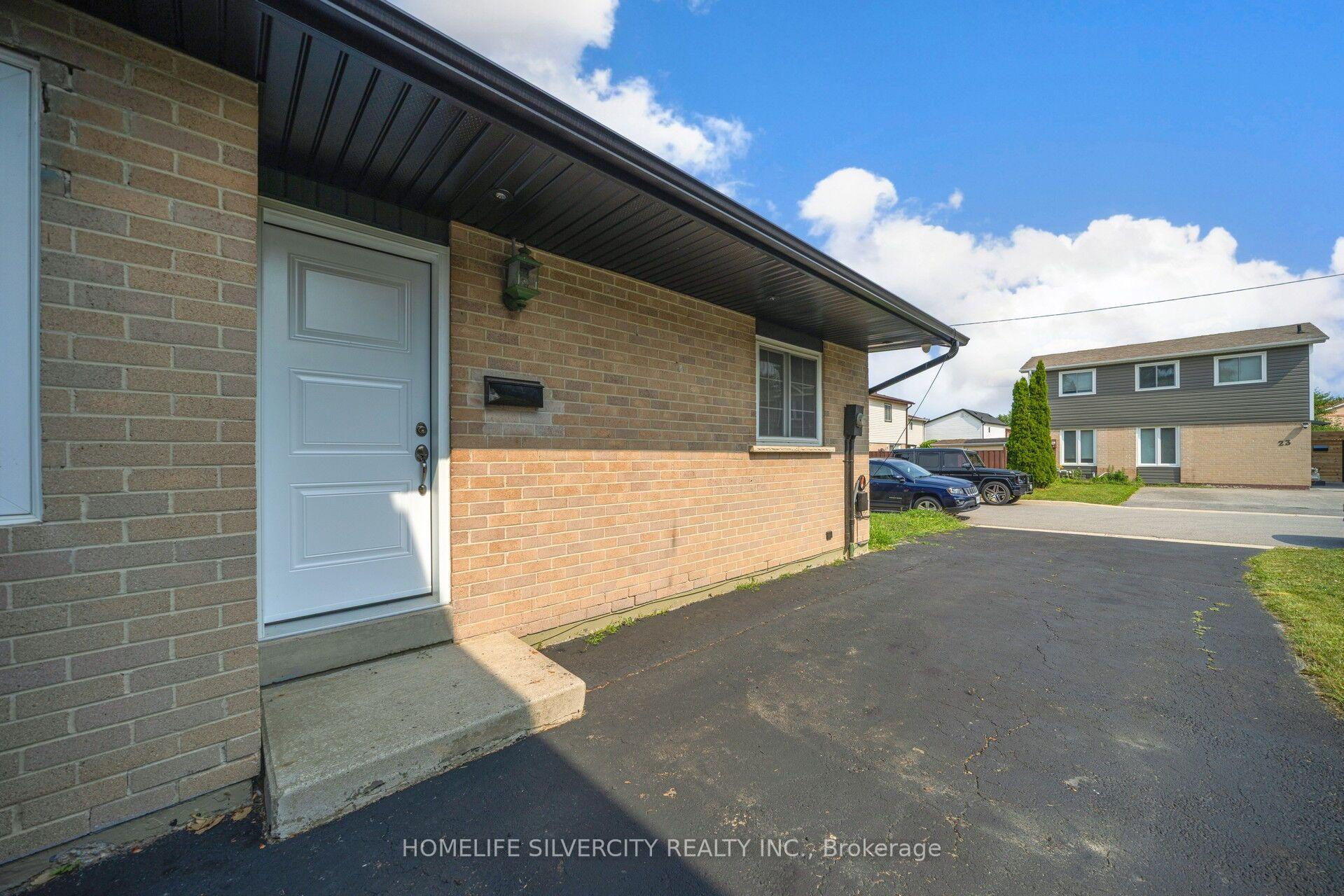 Photo 1 of 3 Hapsbury Square, Brampton, Central Park — HOMEH