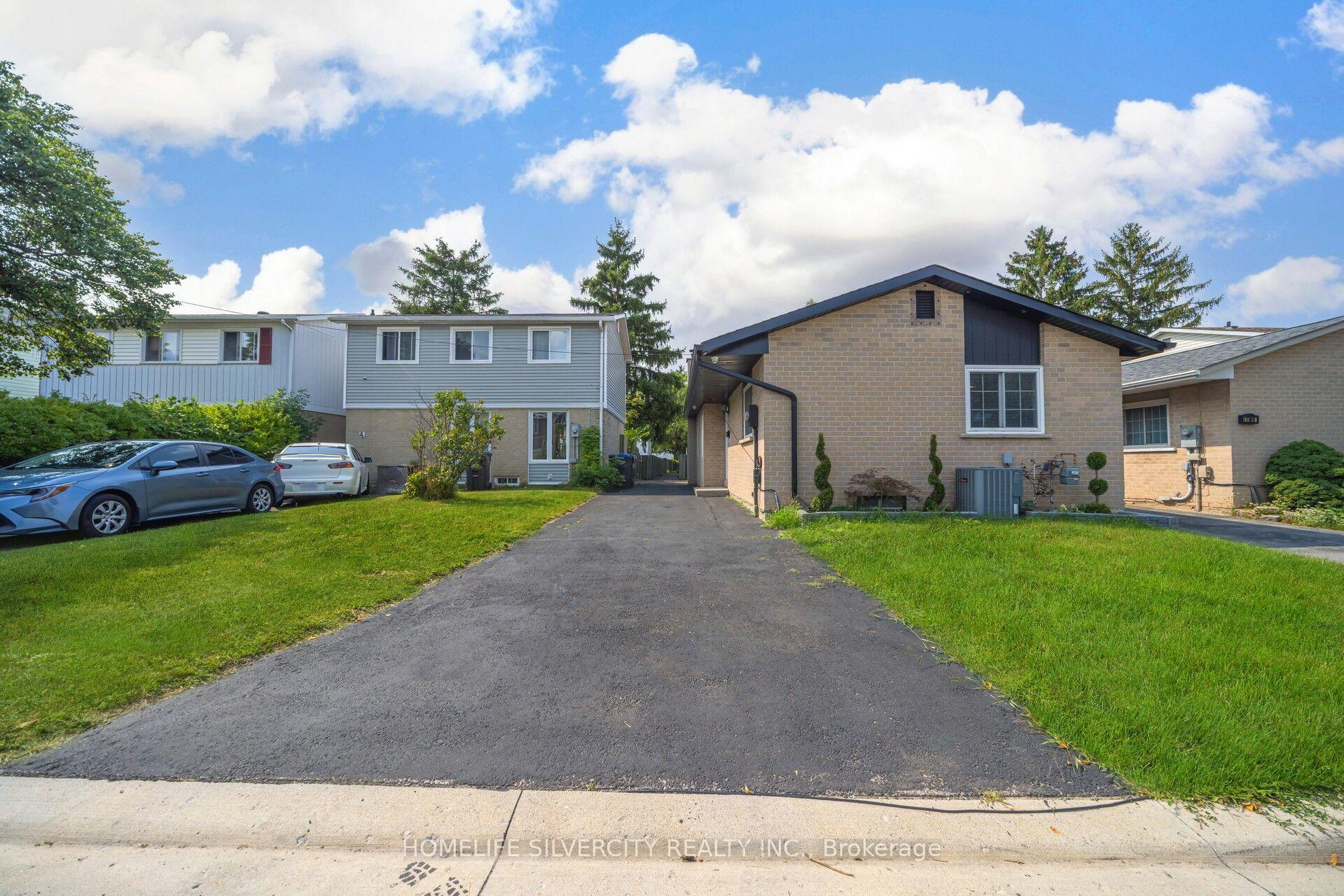 Photo 5 of 3 Hapsbury Square, Brampton, Central Park — HOMEH