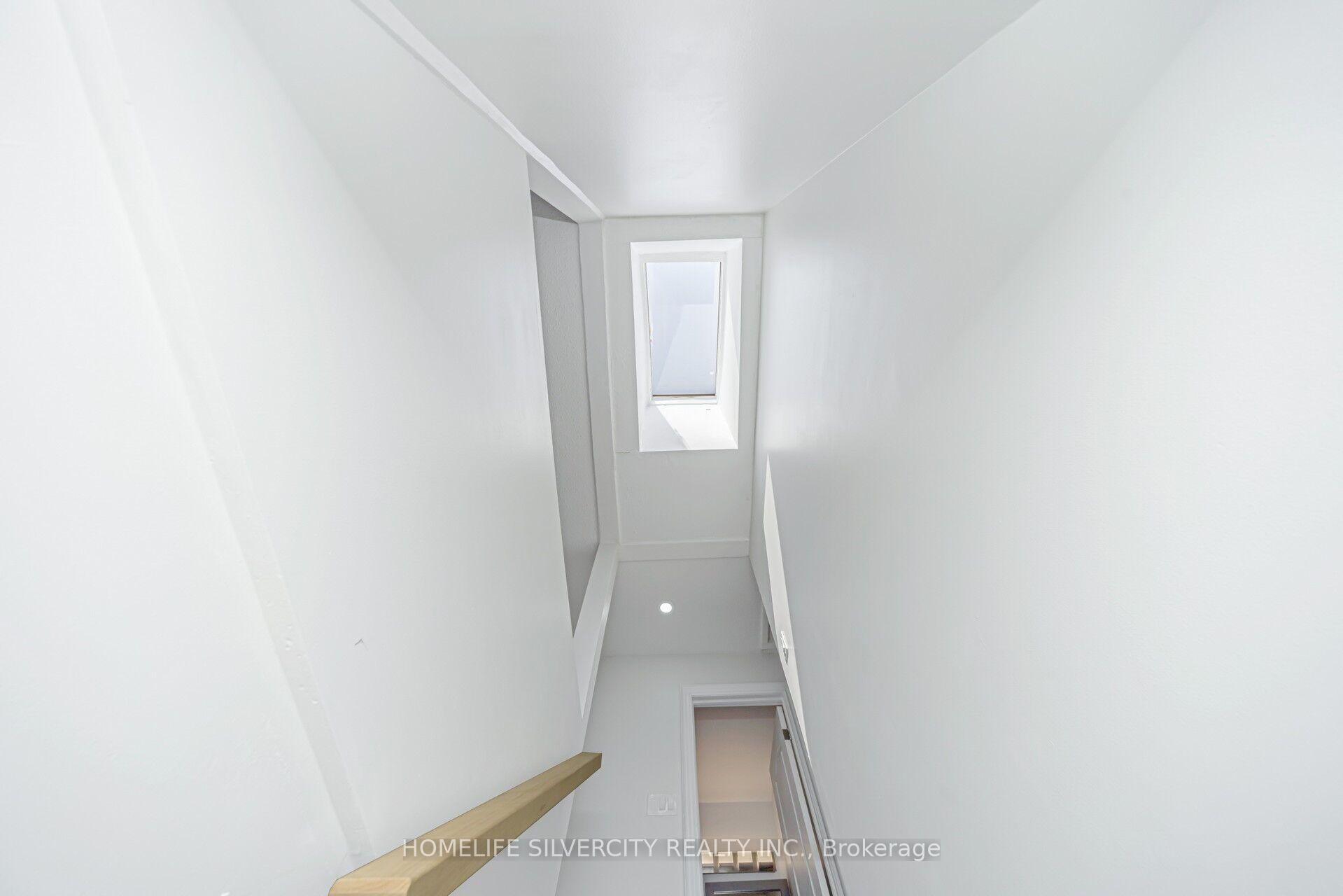 Photo 38 of 3 Hapsbury Square, Brampton, Central Park — HOMEH