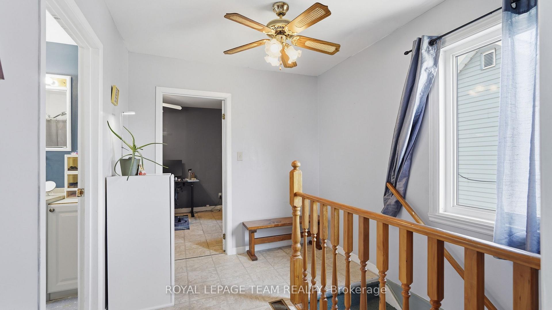 Photo 11 of 20 1/2 Lawrence Avenue, Cornwall, Cornwall — HOMEH