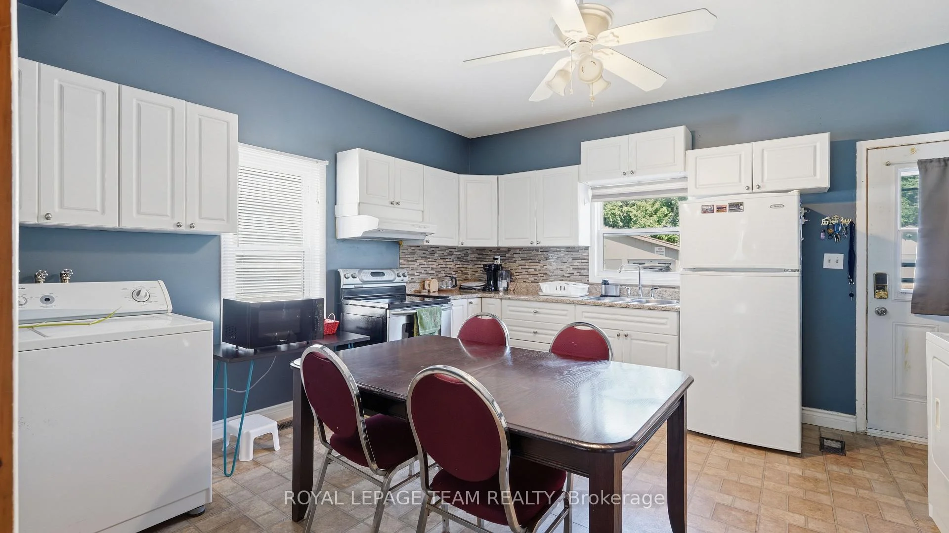 Photo 29 of 20 1/2 Lawrence Avenue, Cornwall, Cornwall — HOMEH