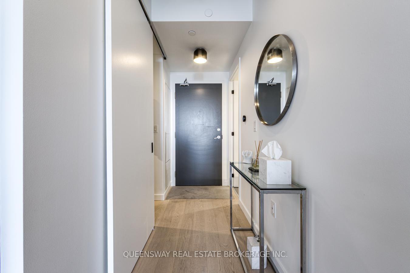 Photo 5 of Unit 812, 21 Lawren Harris Square, Toronto, Moss Park — HOMEH