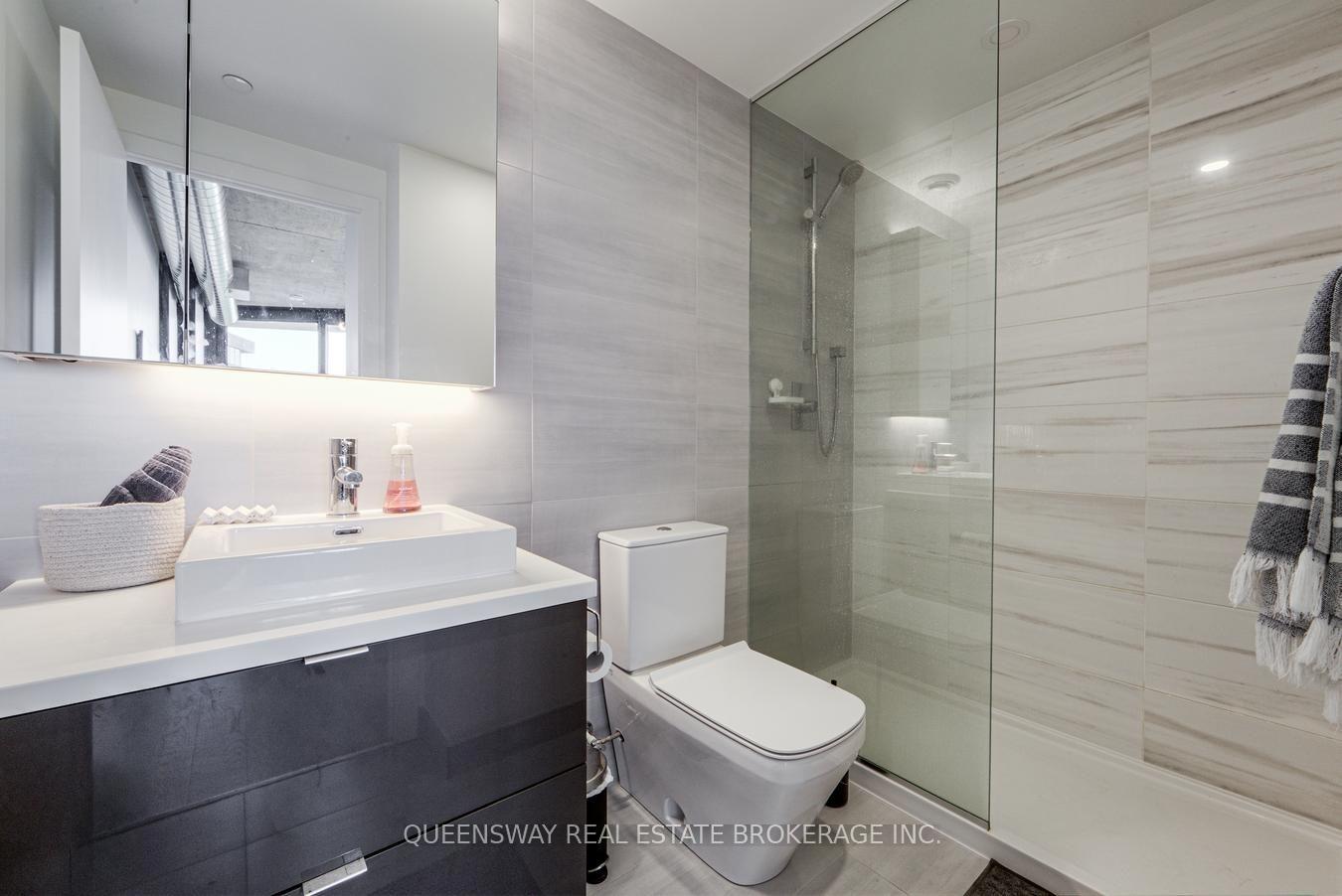 Photo 25 of Unit 812, 21 Lawren Harris Square, Toronto, Moss Park — HOMEH