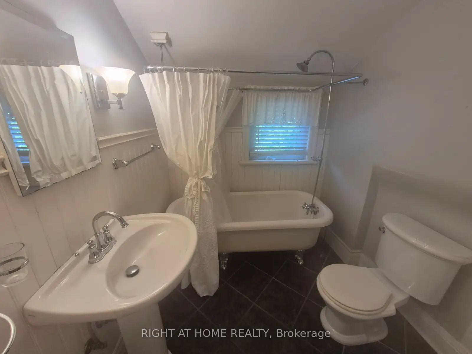 Photo 14 of 755 Maple Avenue, Burlington, Brant — HOMEH