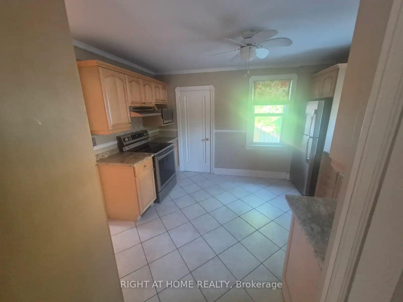 Photo 19 of 755 Maple Avenue, Burlington, Brant — HOMEH