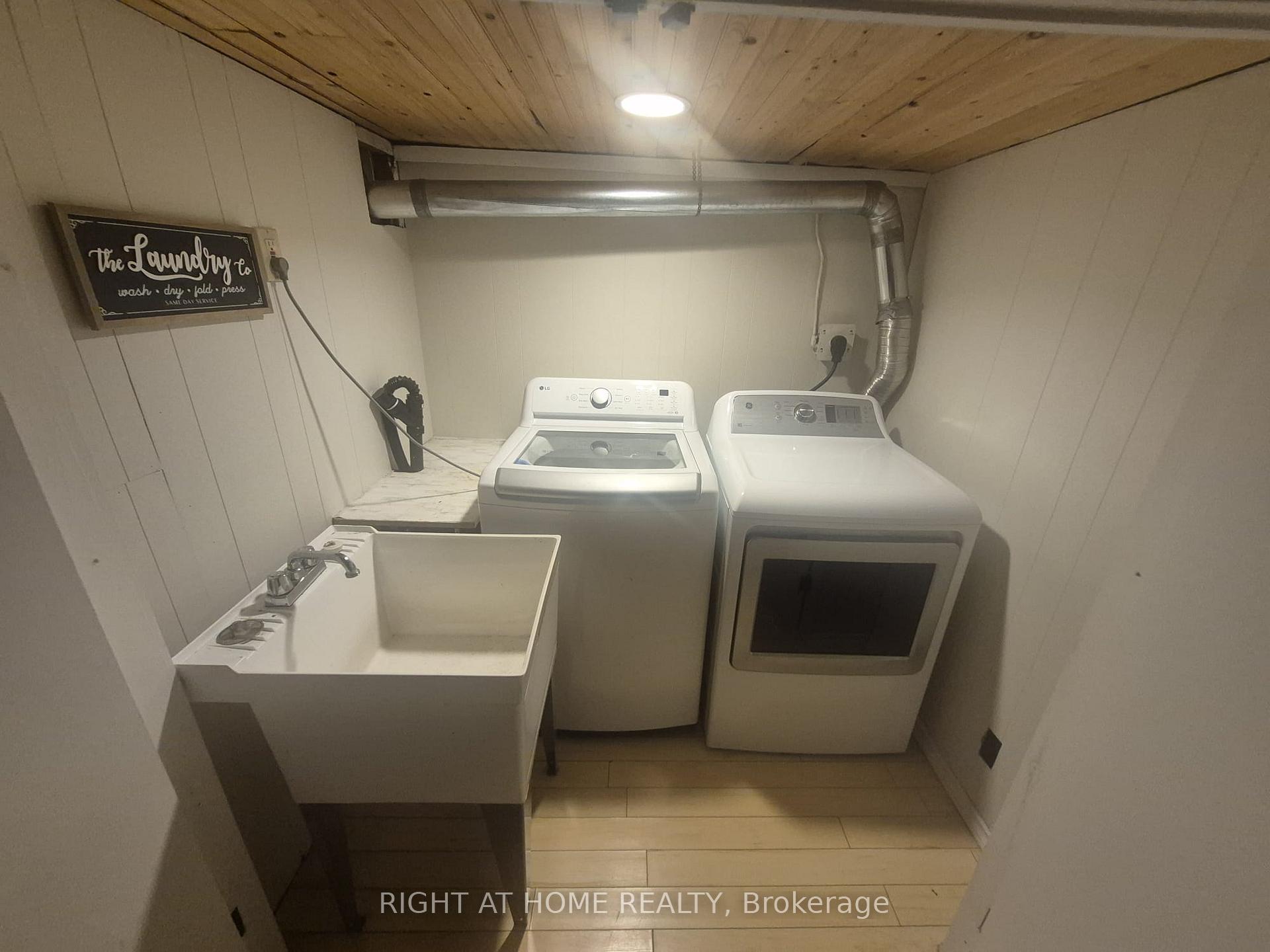 Photo 20 of 755 Maple Avenue, Burlington, Brant — HOMEH