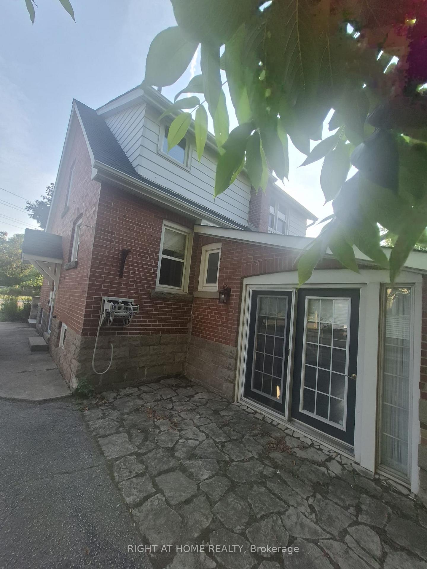 Photo 22 of 755 Maple Avenue, Burlington, Brant — HOMEH