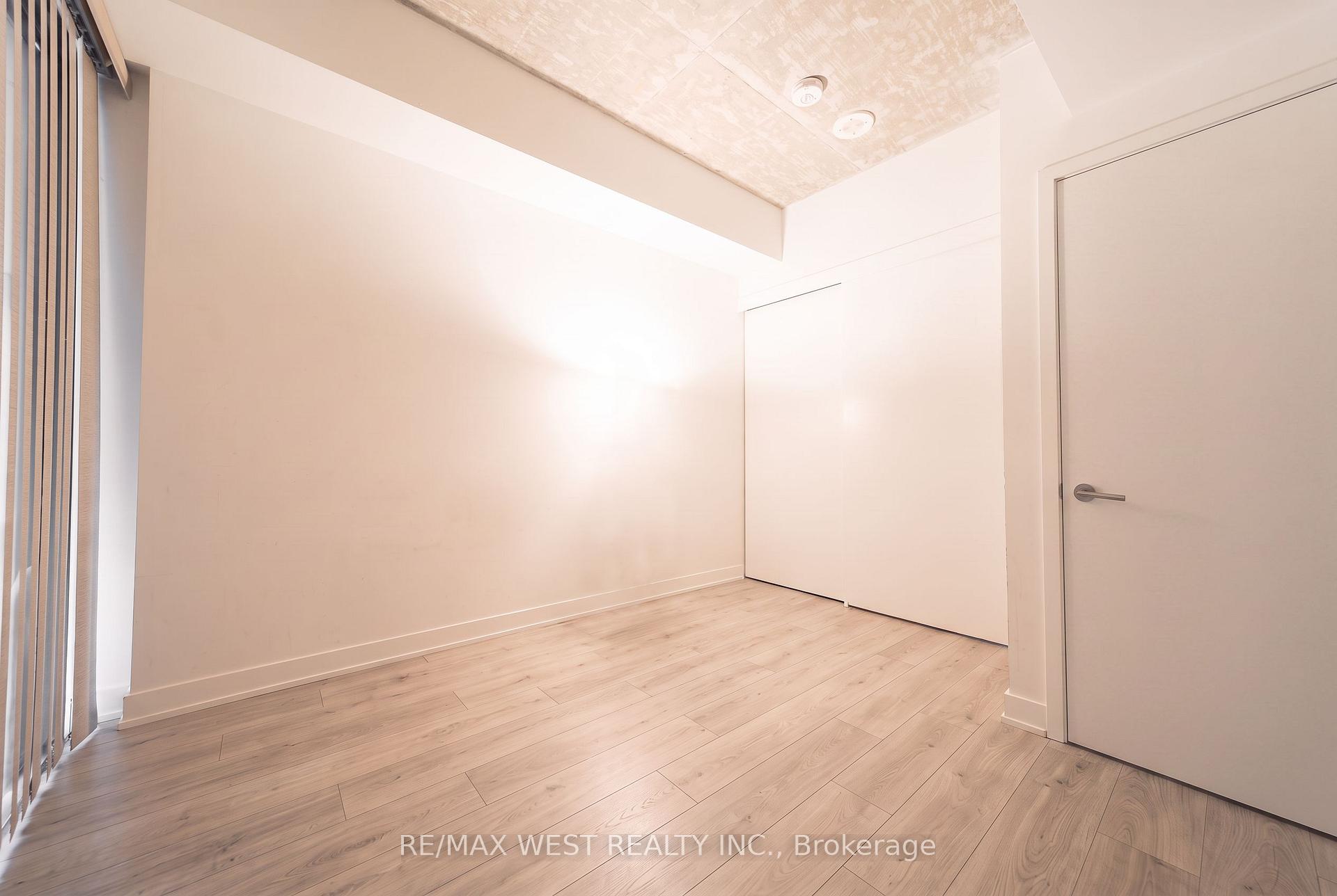 Photo 11 of Unit 331, 161 Roehampton Avenue, Toronto, Mount Pleasant West — HOMEH