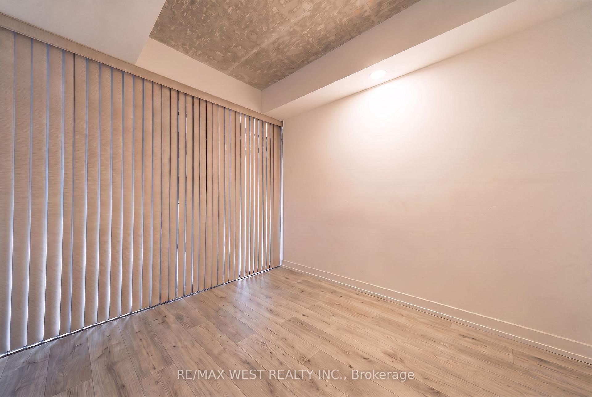 Photo 13 of Unit 331, 161 Roehampton Avenue, Toronto, Mount Pleasant West — HOMEH