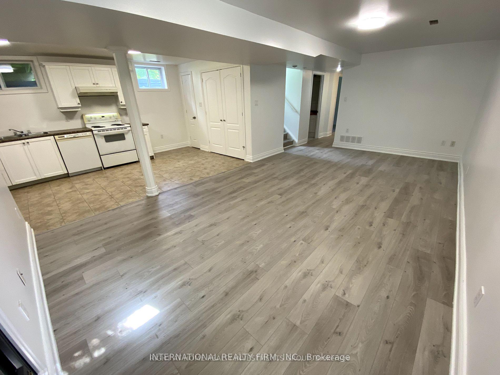 Photo 4 of Unit Bsmt, 53 Belfry Drive, Newmarket, Huron Heights-Leslie Valley — HOMEH