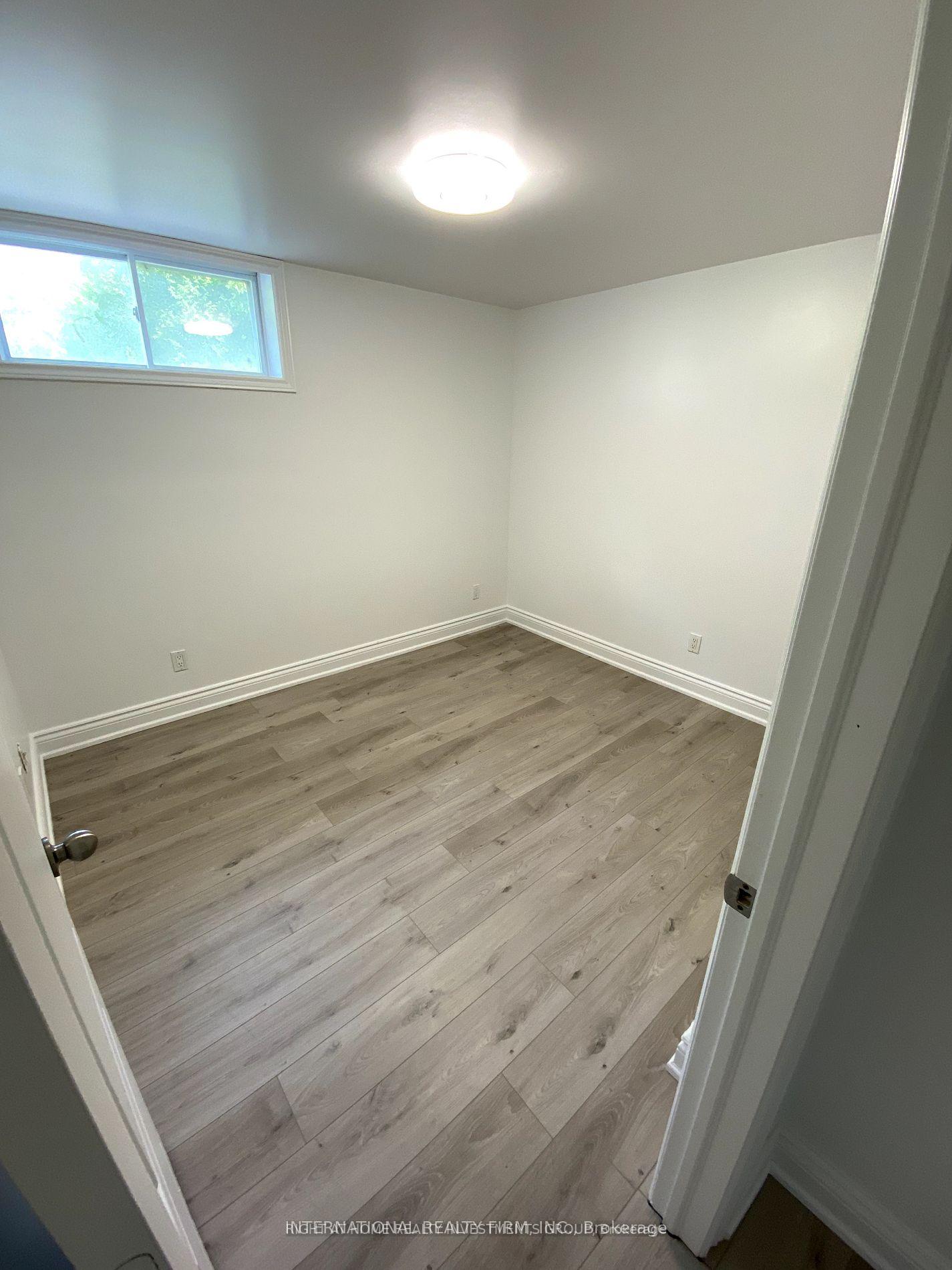 Photo 7 of Unit Bsmt, 53 Belfry Drive, Newmarket, Huron Heights-Leslie Valley — HOMEH
