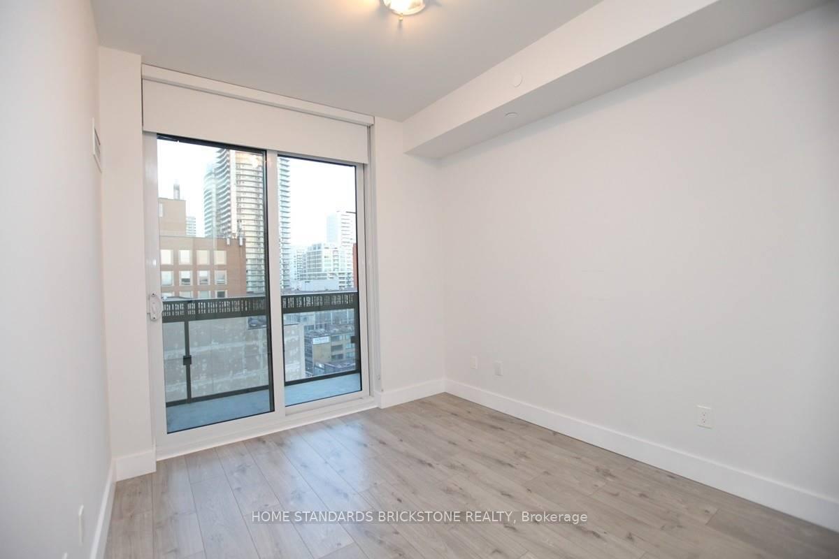 Photo 8 of Unit 710, 8 Eglinton Avenue E, Toronto, Mount Pleasant West — HOMEH
