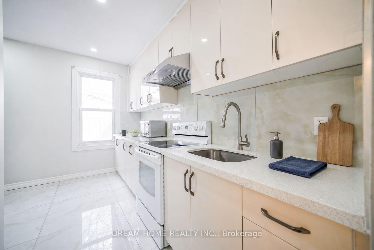 Photo 9 of Unit Room#1, 29 Glasgow Street, Toronto, Kensington-Chinatown — HOMEH