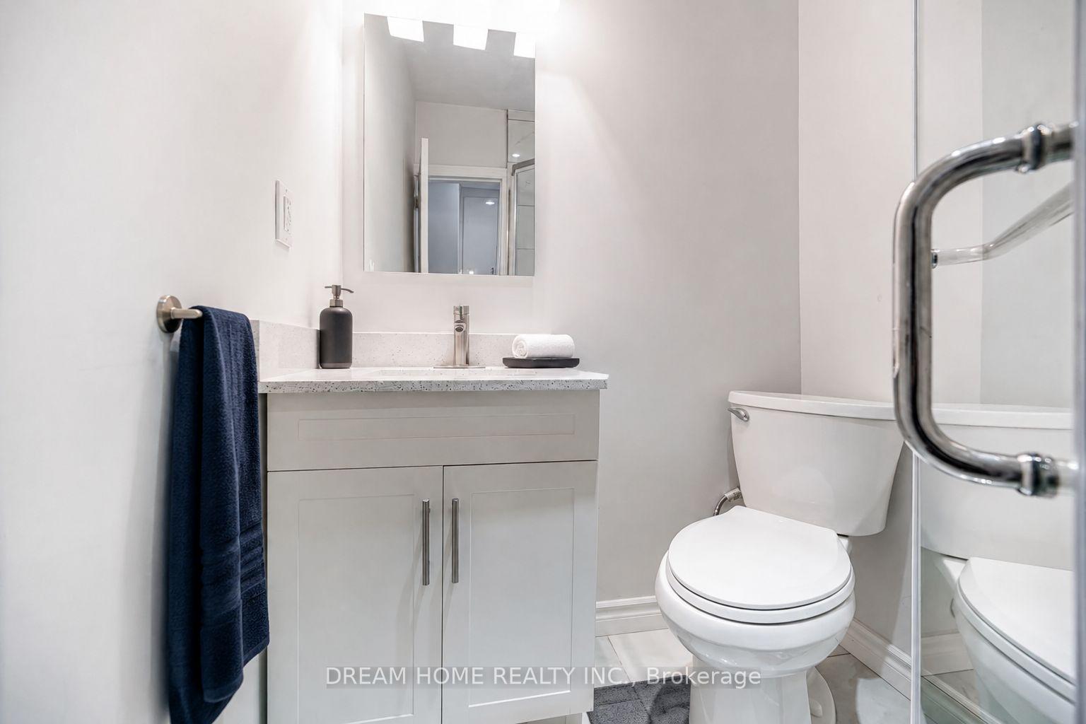 Photo 10 of Unit Room#1, 29 Glasgow Street, Toronto, Kensington-Chinatown — HOMEH