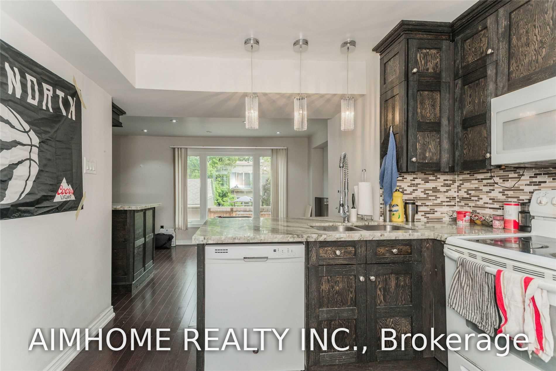 Photo 7 of Unit Main, 212 Milan Street, Toronto, Moss Park — HOMEH