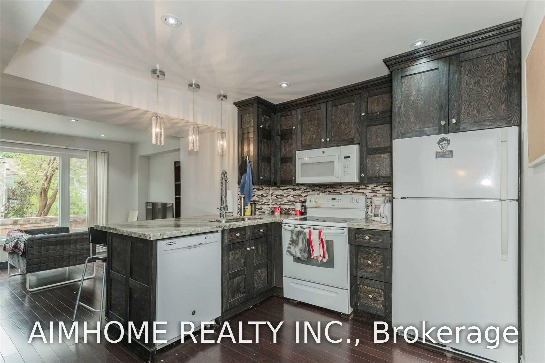 Photo 9 of Unit Main, 212 Milan Street, Toronto, Moss Park — HOMEH