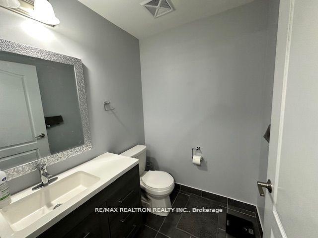 Photo 9 of Unit 228, 555 William Graham Drive, Aurora, Rural Aurora — HOMEH