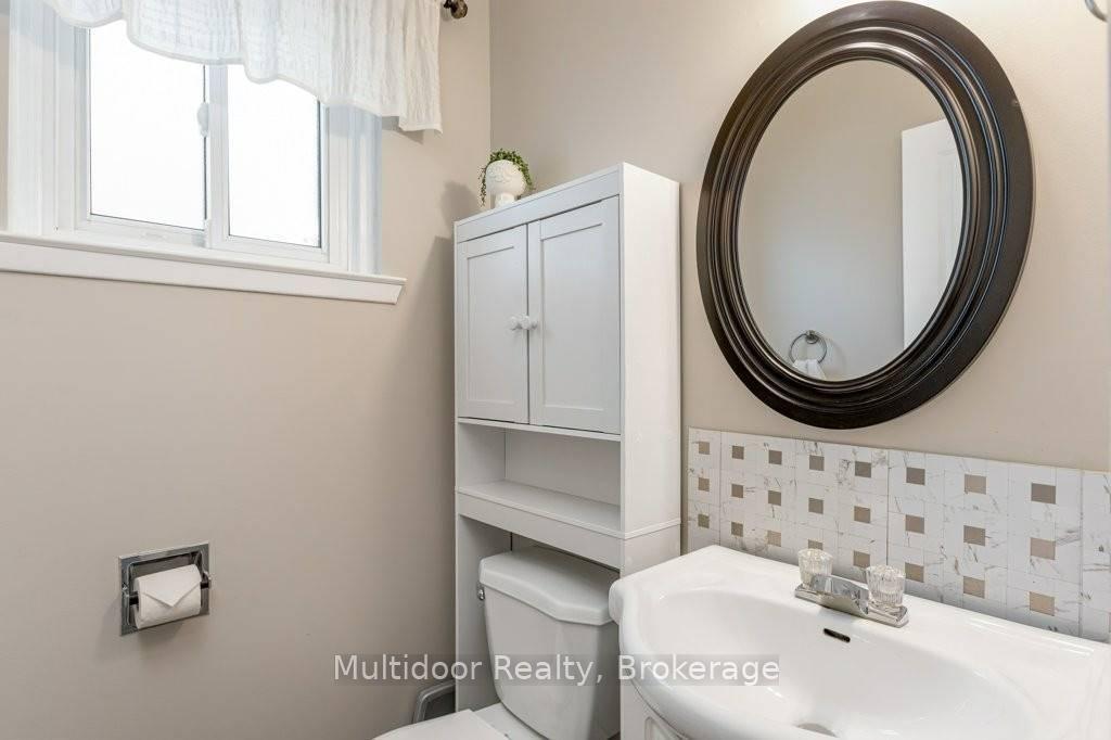 Photo 14 of 50 Rosalynne Avenue, Clarington, Bowmanville — HOMEH