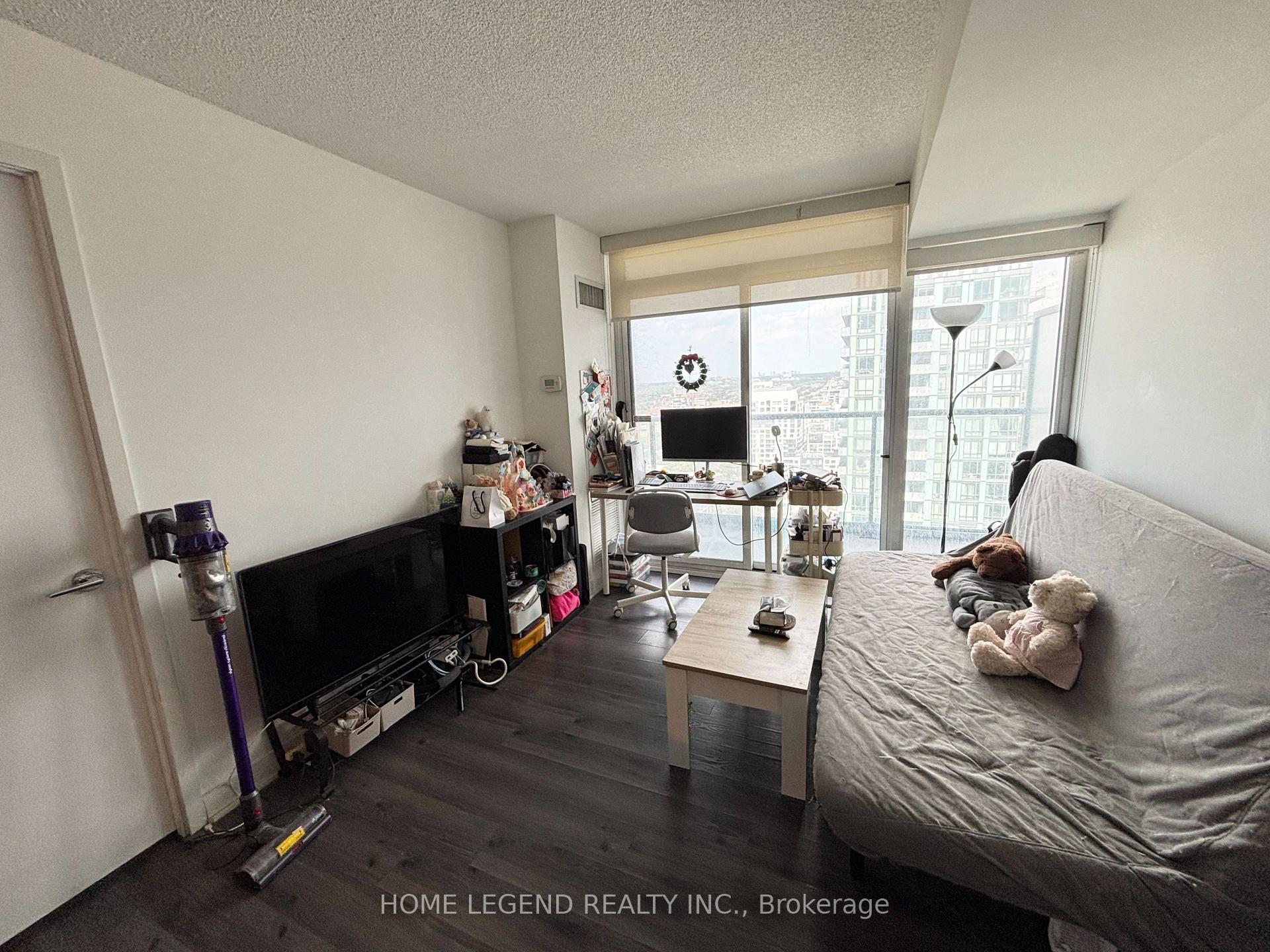 Photo 3 of Unit 3207, 70 Queens Wharf Road, Toronto, Waterfront Communities — HOMEH