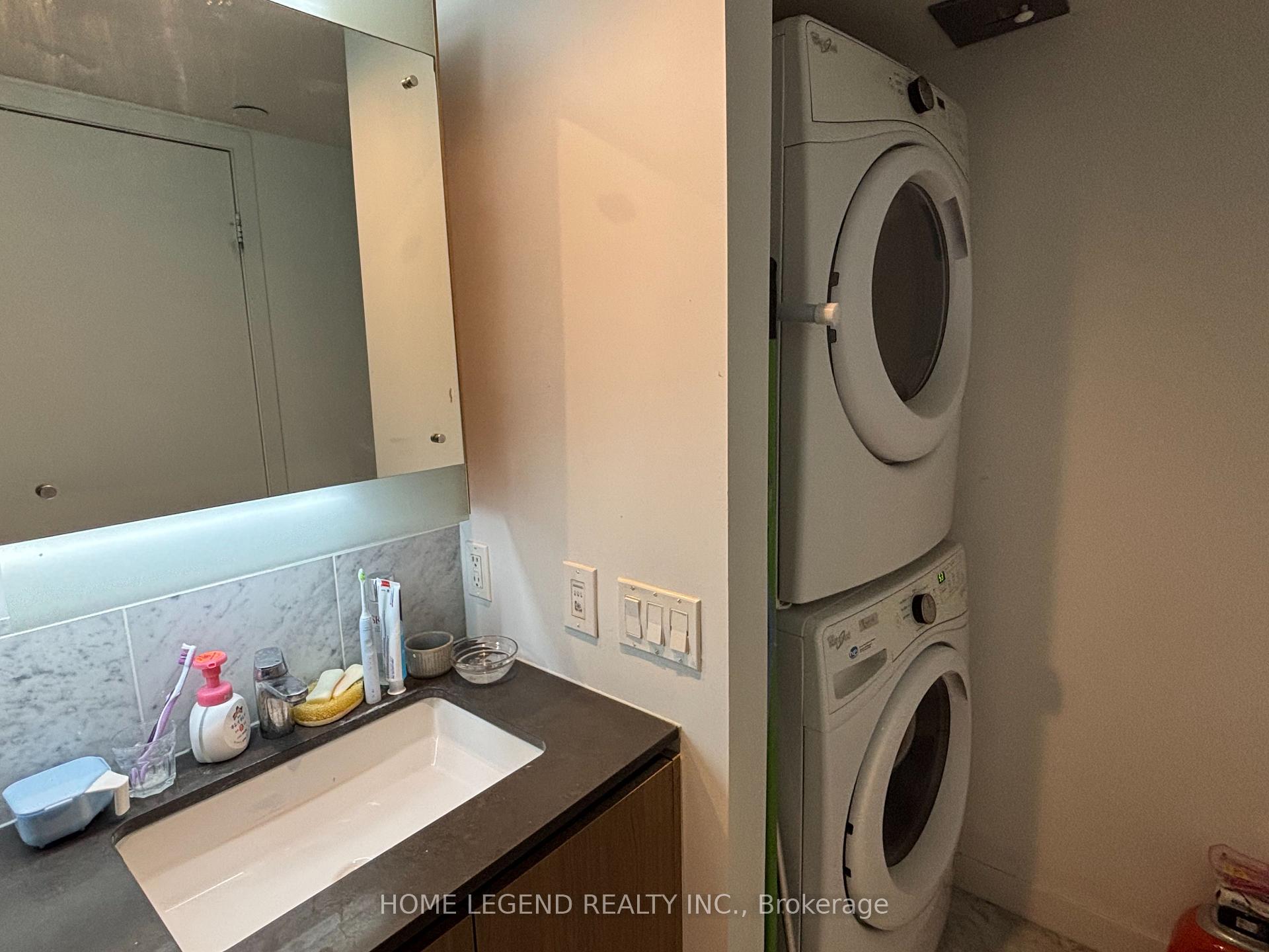 Photo 5 of Unit 3207, 70 Queens Wharf Road, Toronto, Waterfront Communities — HOMEH
