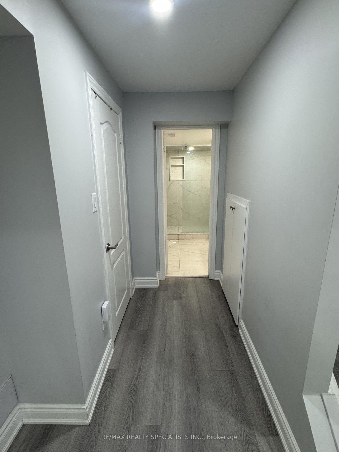 Photo 15 of 33 Bluffwood(Basement) Crescent, Brampton, Bram East — HOMEH