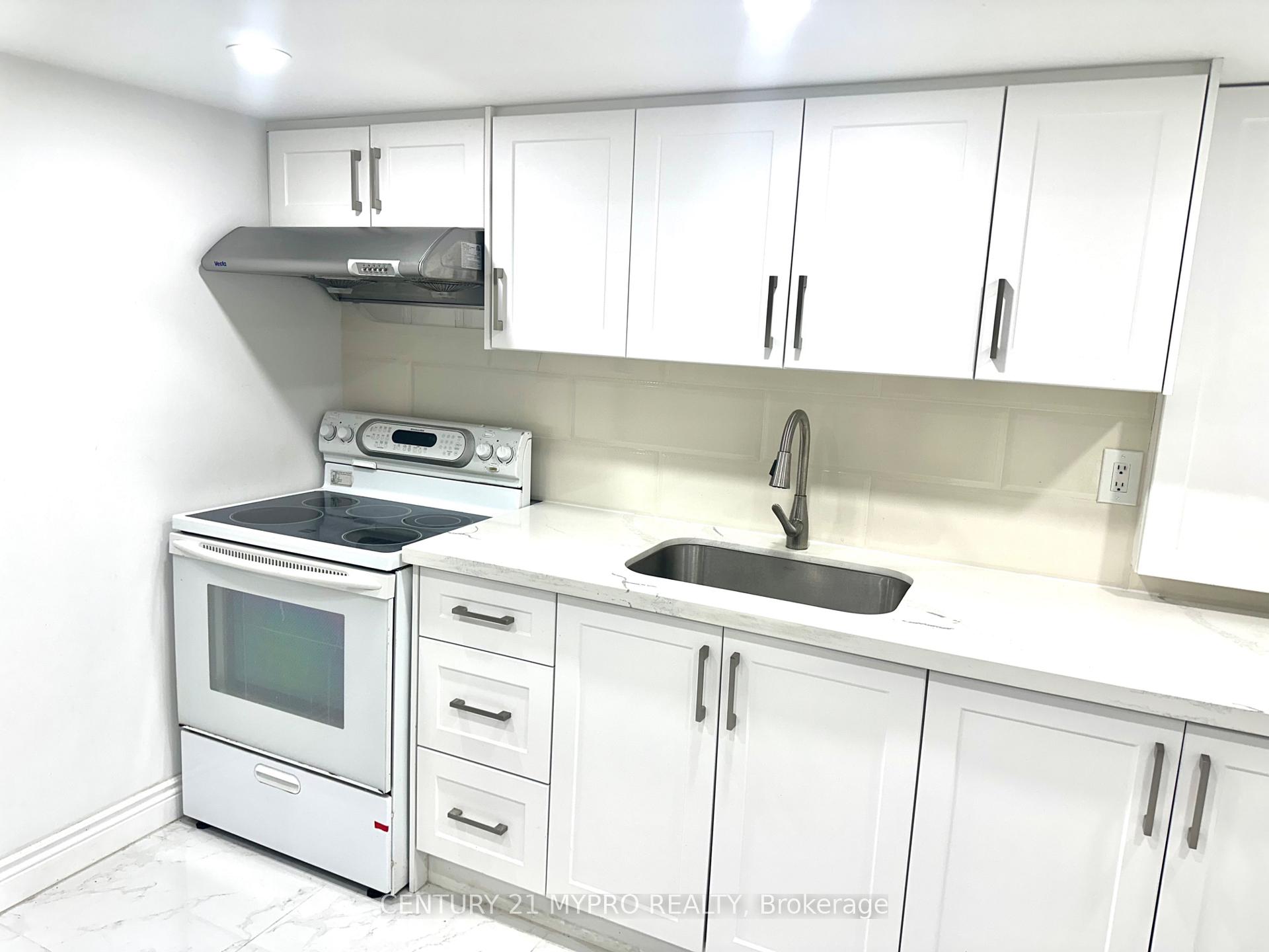 Photo 5 of 102 Worthing Avenue, Markham, Milliken Mills East — HOMEH