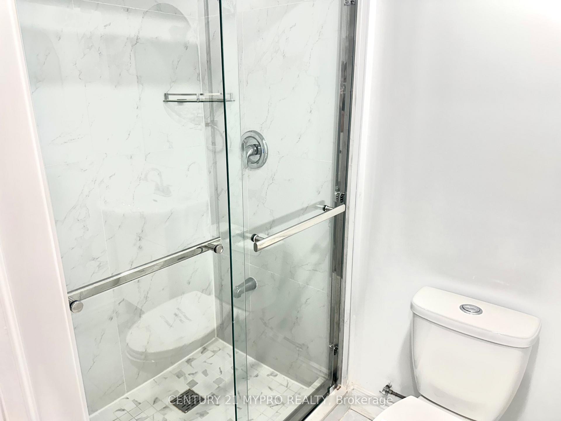 Photo 10 of 102 Worthing Avenue, Markham, Milliken Mills East — HOMEH