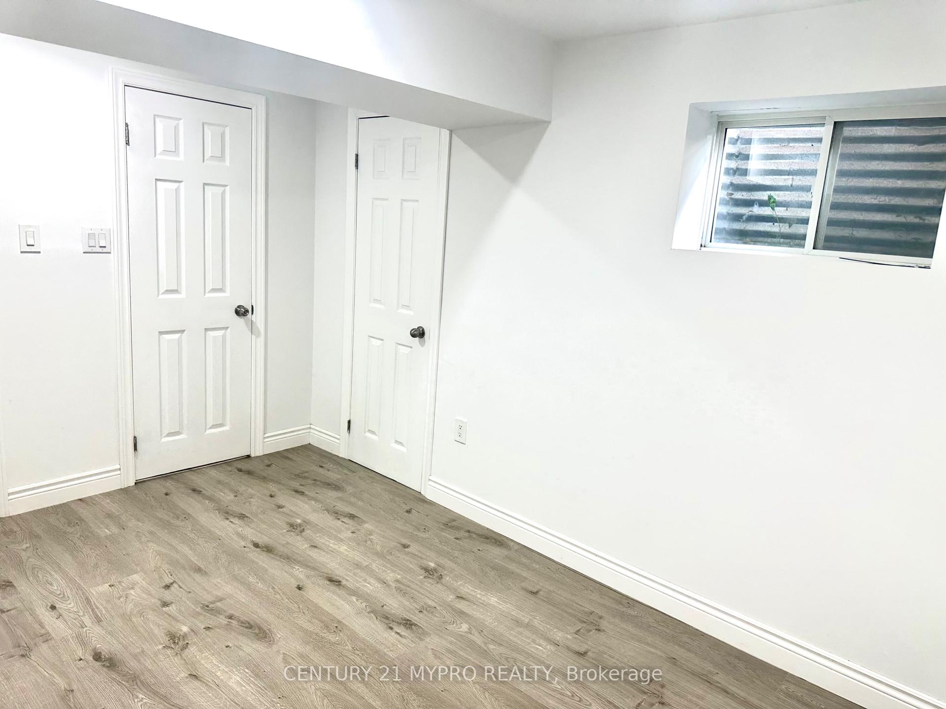 Photo 14 of 102 Worthing Avenue, Markham, Milliken Mills East — HOMEH