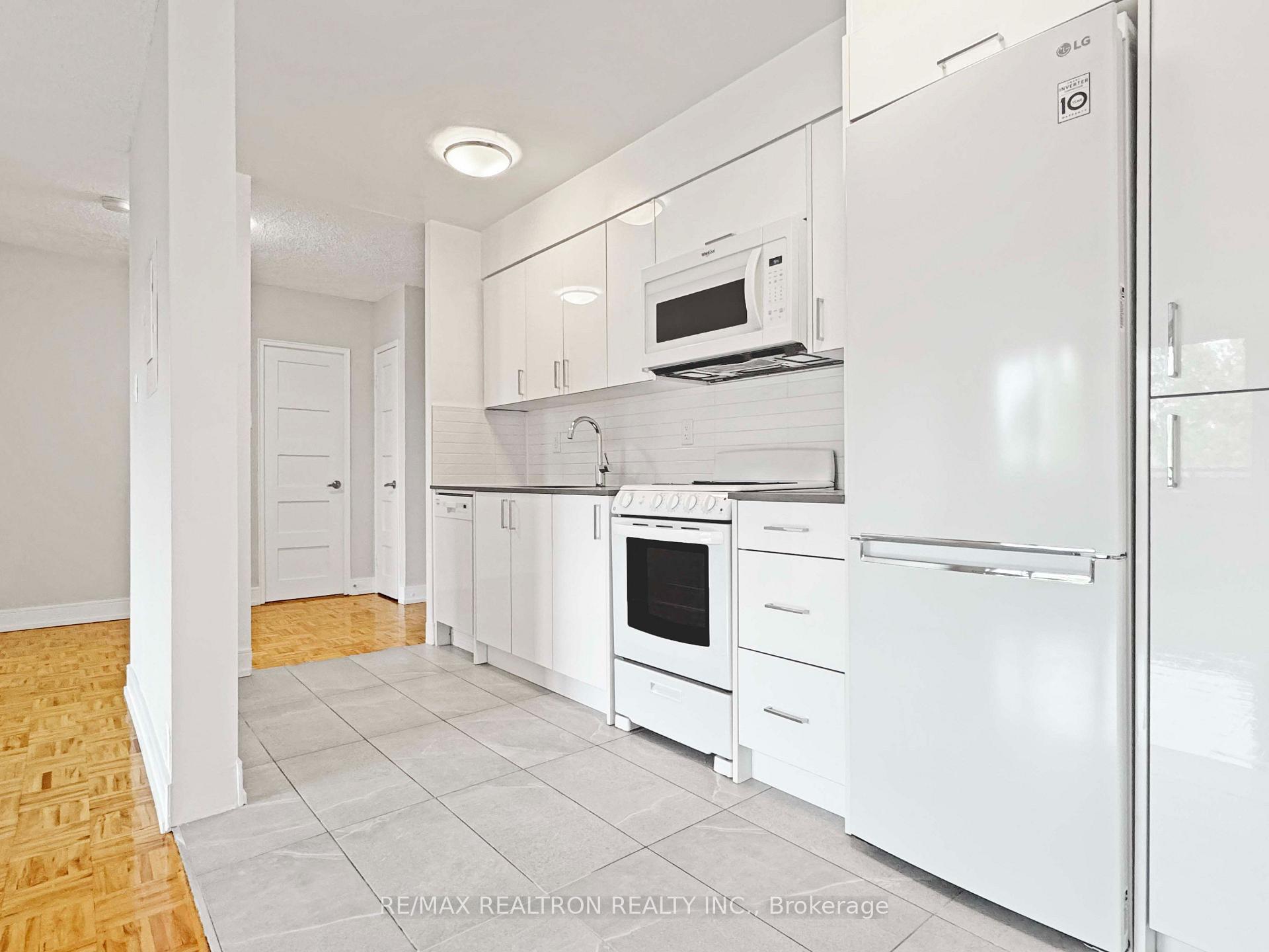 Photo 4 of Unit 201, 990 Avenue Road, Toronto, Yonge-Eglinton — HOMEH