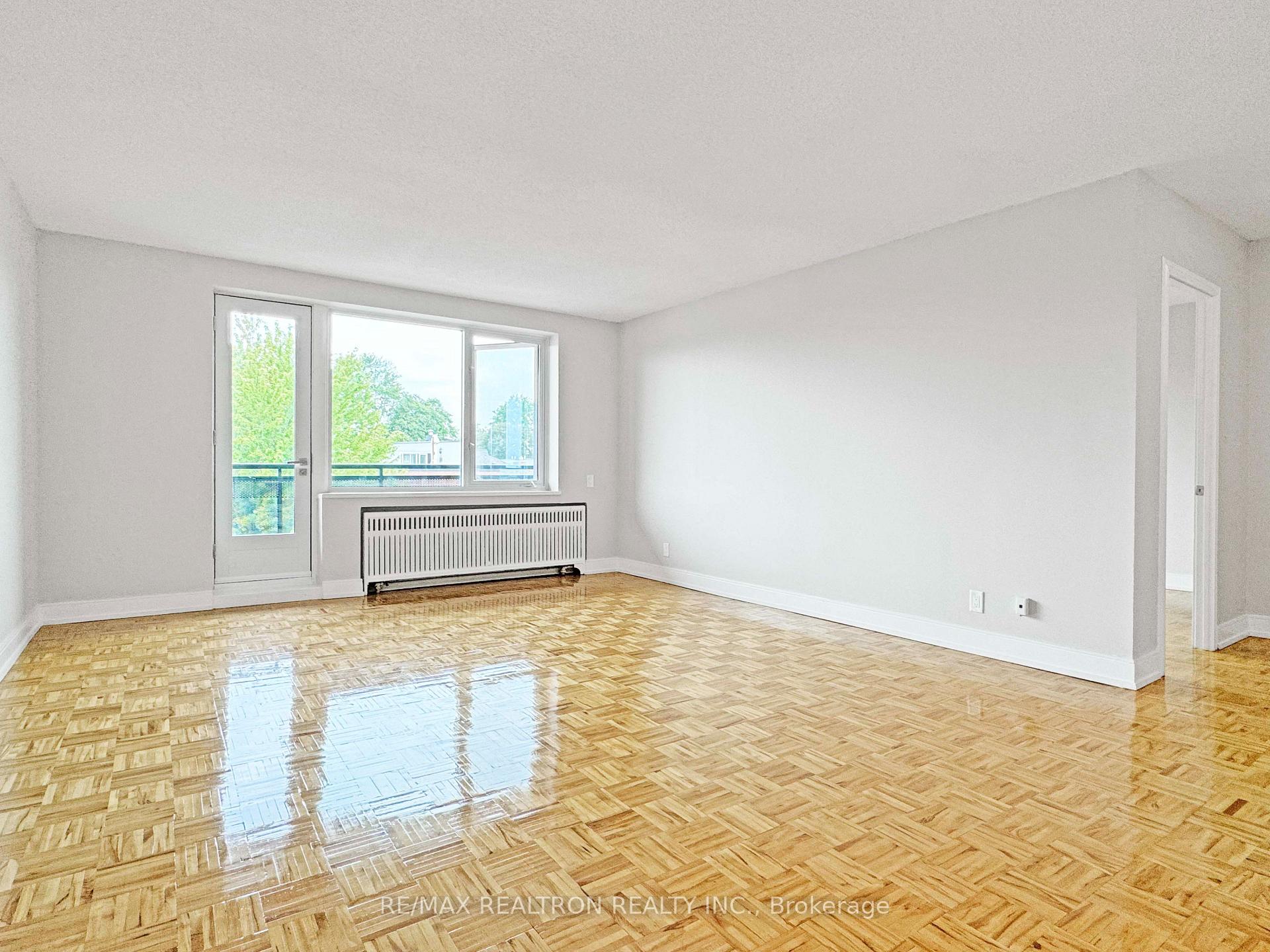Photo 7 of Unit 201, 990 Avenue Road, Toronto, Yonge-Eglinton — HOMEH