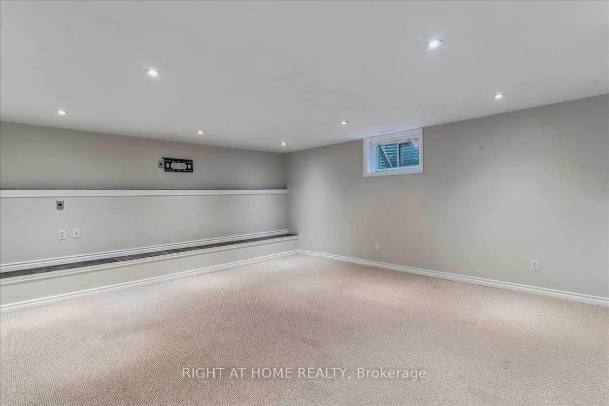 Photo 4 of Unit Lower, 1252 Waterdown Road, Burlington, Grindstone — HOMEH