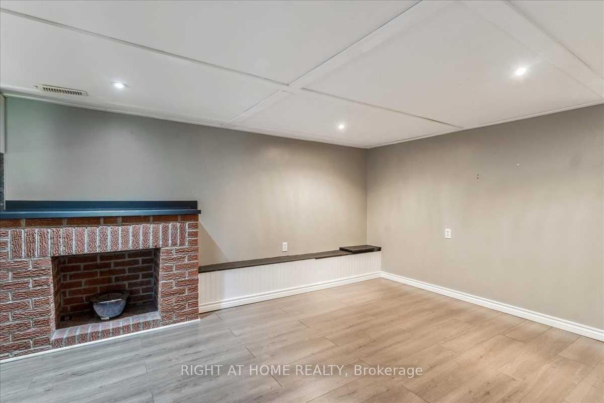 Photo 5 of Unit Lower, 1252 Waterdown Road, Burlington, Grindstone — HOMEH