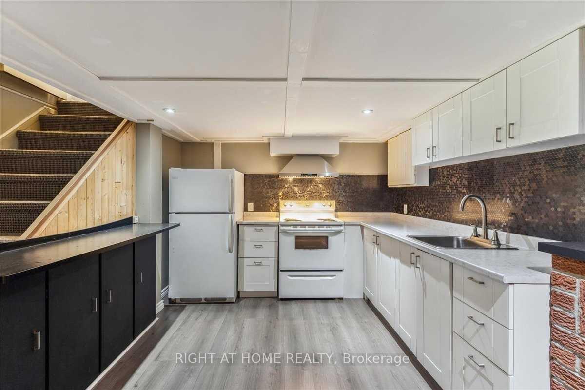 Photo 6 of Unit Lower, 1252 Waterdown Road, Burlington, Grindstone — HOMEH