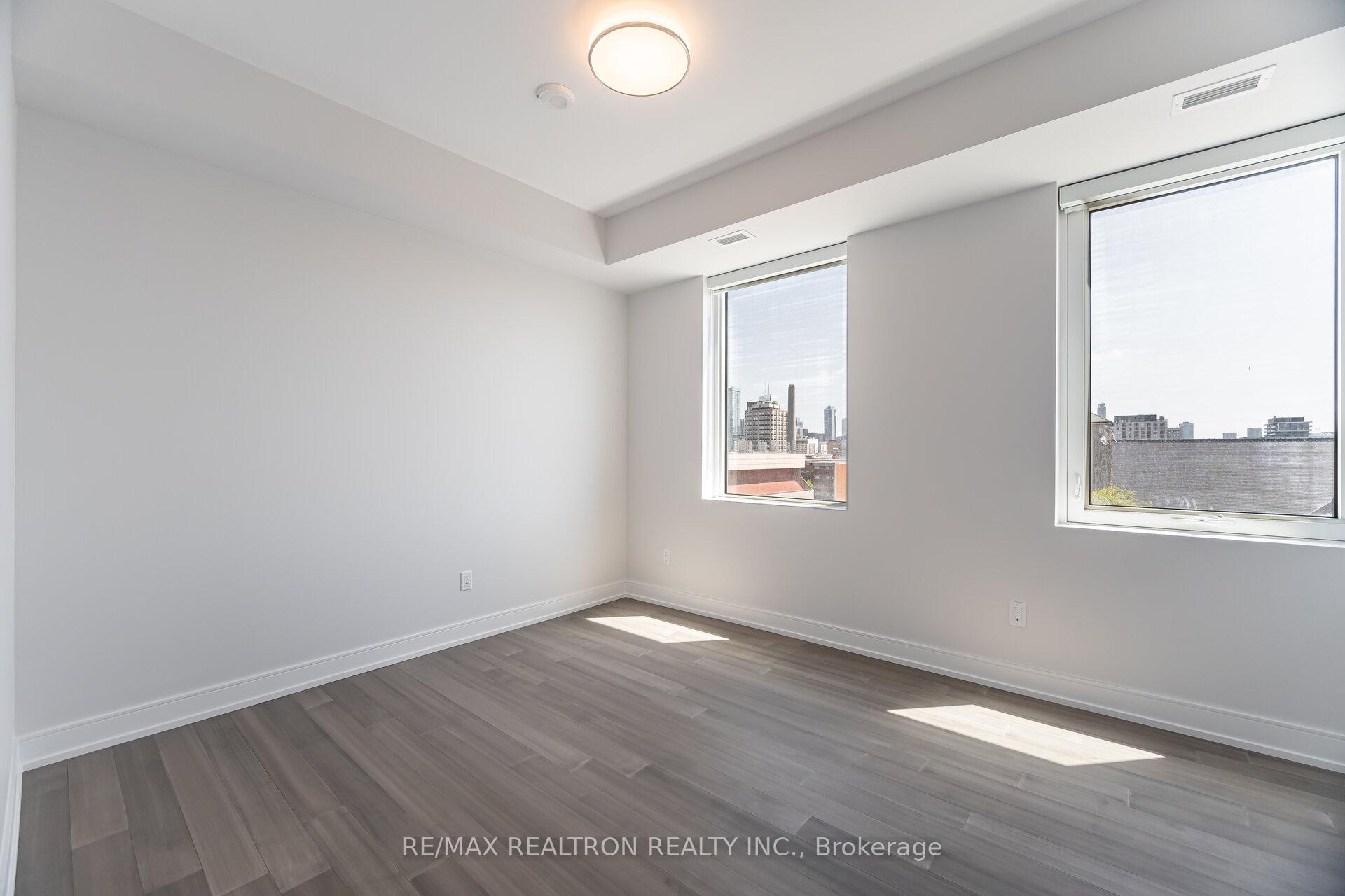 Photo 20 of Unit 710, 664 Spadina Avenue, Toronto, University — HOMEH